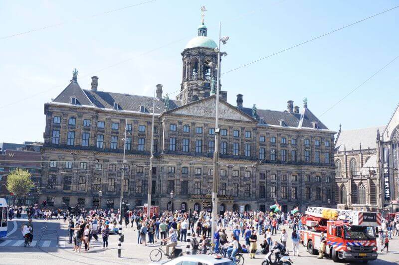 Royal-palace-dam-square
