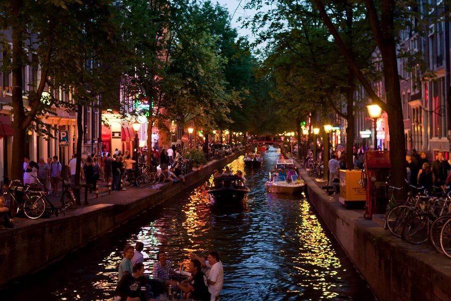 red light district amsterdam