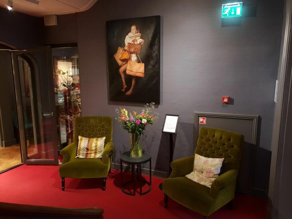 Waiting area Museum of Bags and Purses Amsterdam