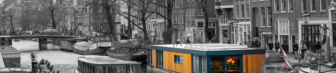 Houseboat accommodations Amsterdam