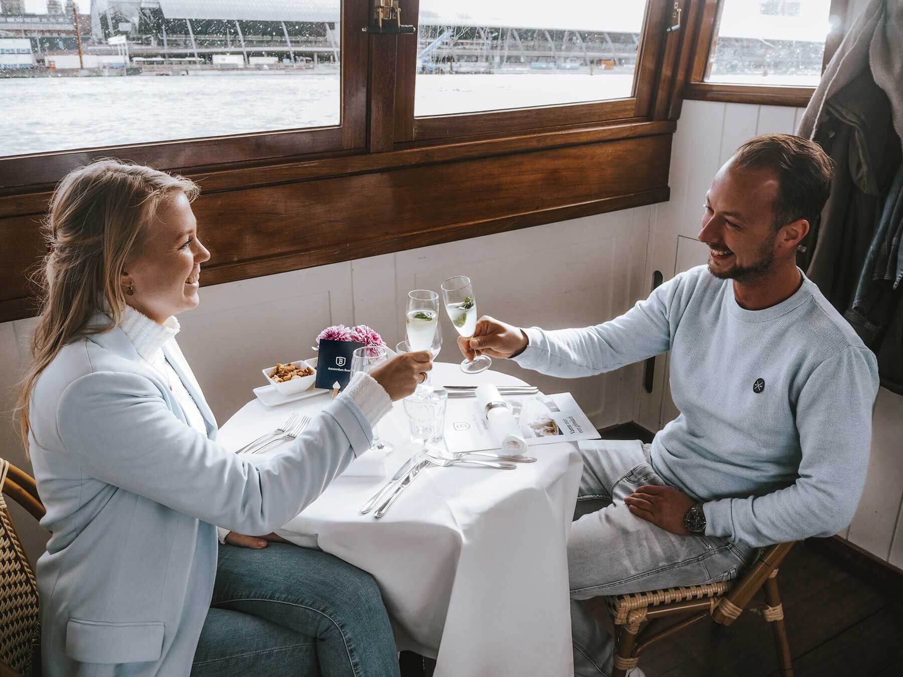 Amsterdam-dinner-cruise