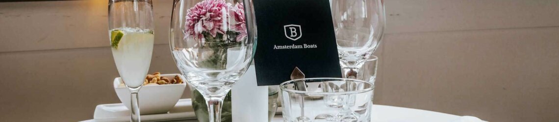 Amsterdam-rondvaart-met-eten
