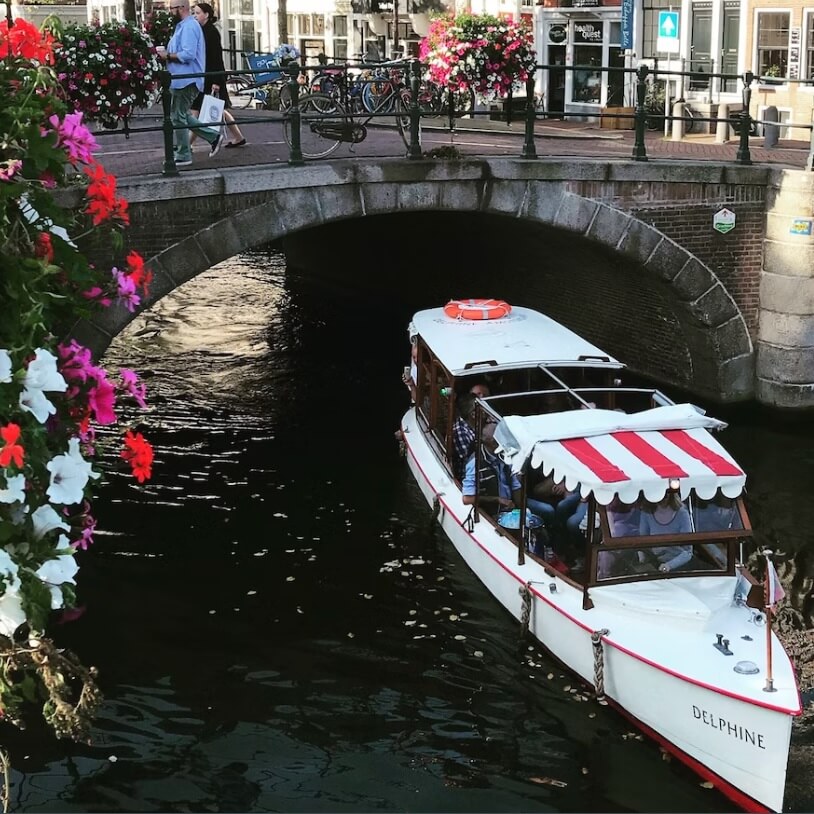private canal cruise