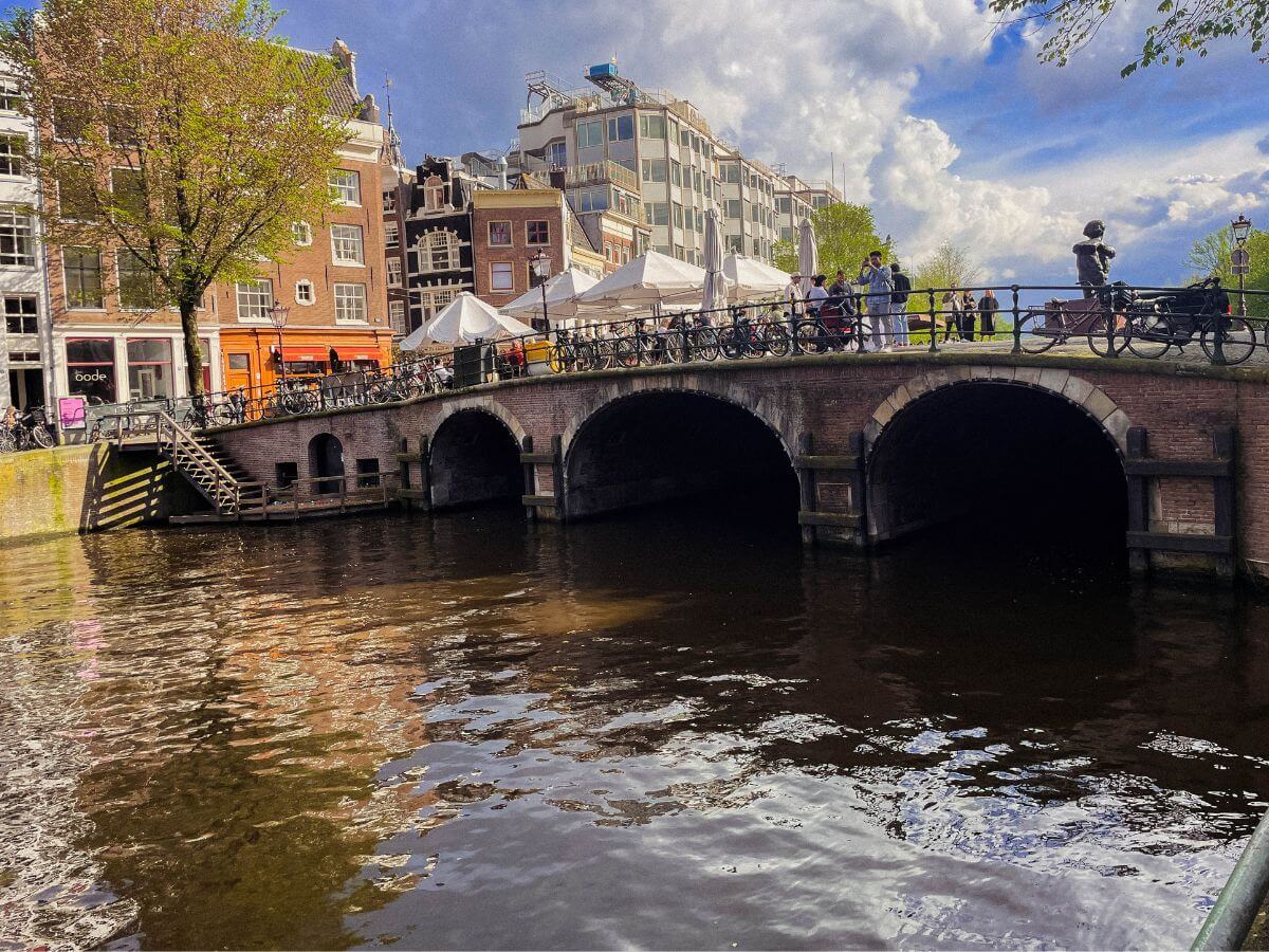 Torensluis bridge in Amsterdam