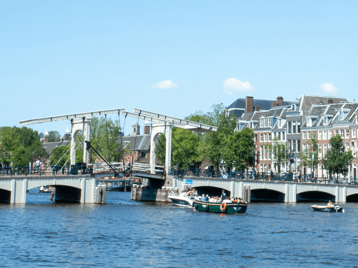 Skinny Bridge Amsterdam
