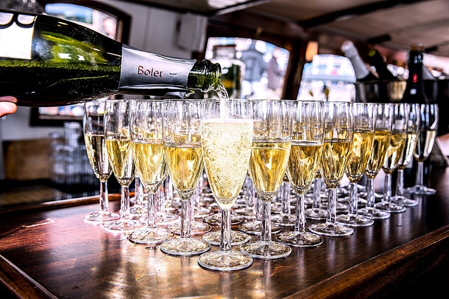 Cava celebration - private boat tour