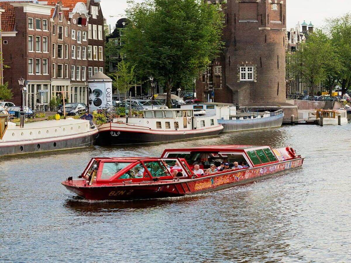 Lovers Hop On Hop Off Boat