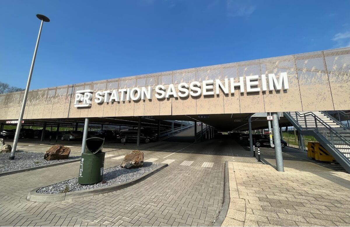 P+R otopark Sassenheim - Amsterdam yakınında ücretsiz otopark P+R otopark Sassenheim - Amsterdam yakınında ücretsiz otopark