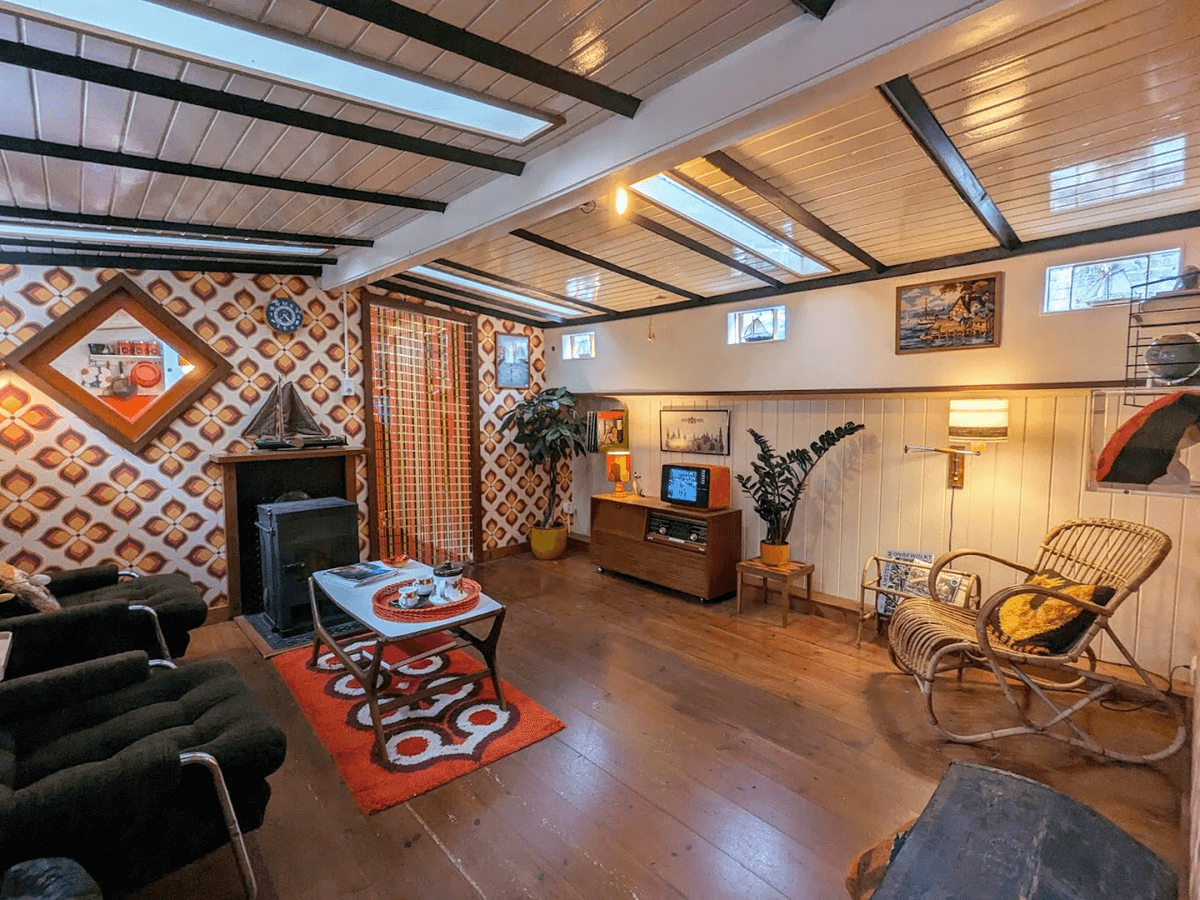 Livingroom Houseboat museum