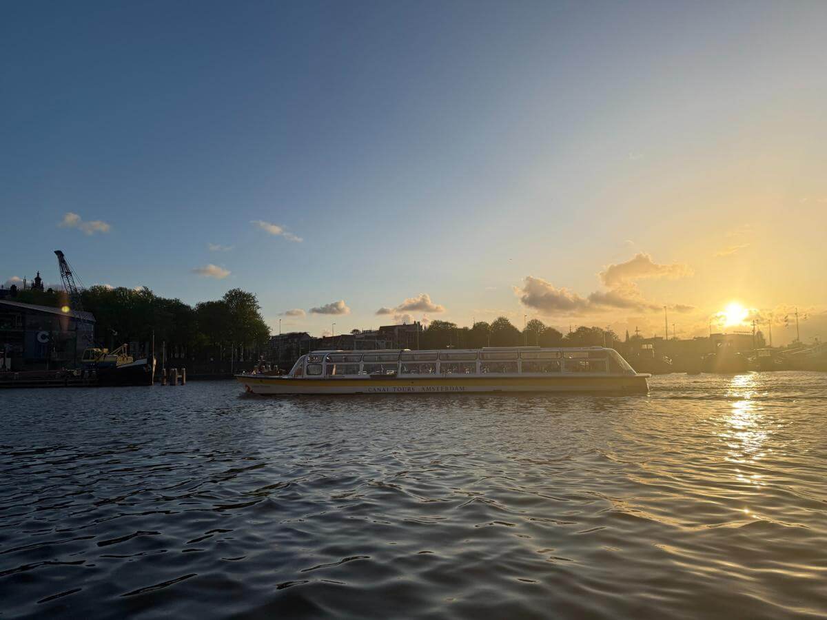 Amsterdam Stromma cocktail cruise Amsterdam Stromma cocktail cruise
