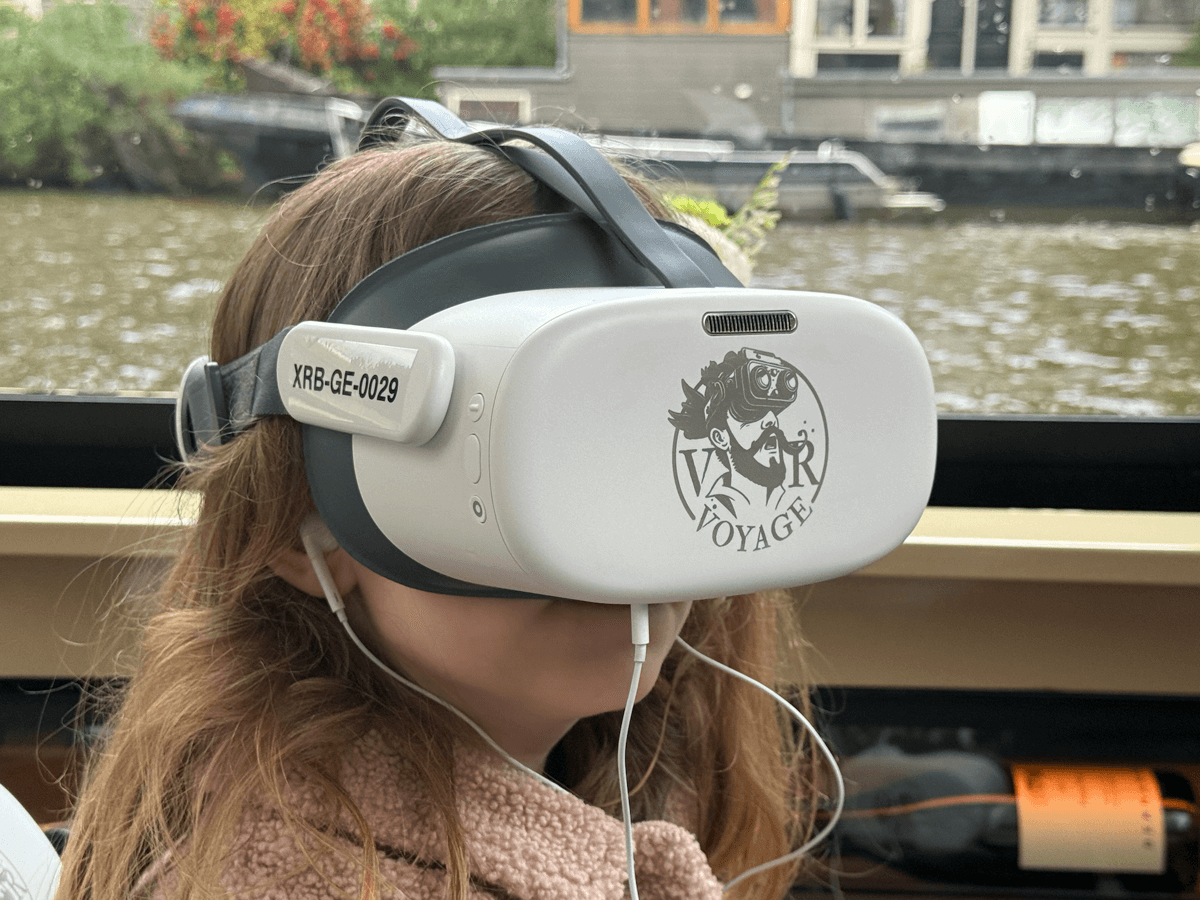 VR boat ride Amsterdam
