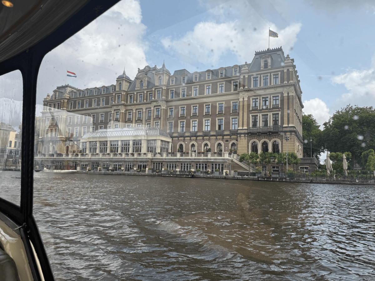 Amsterdam VR boat ride
