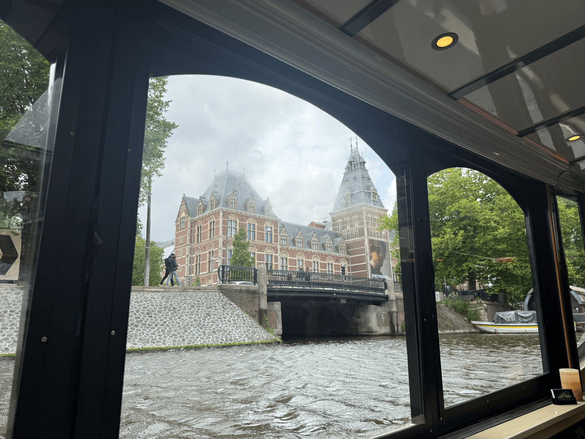 Amsterdam VR boat ride
