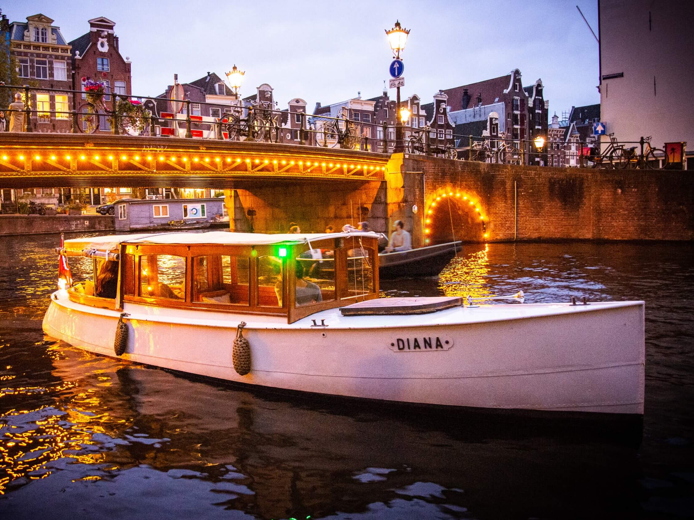 Saloon Boat Diana - Dutch Treats Cruise