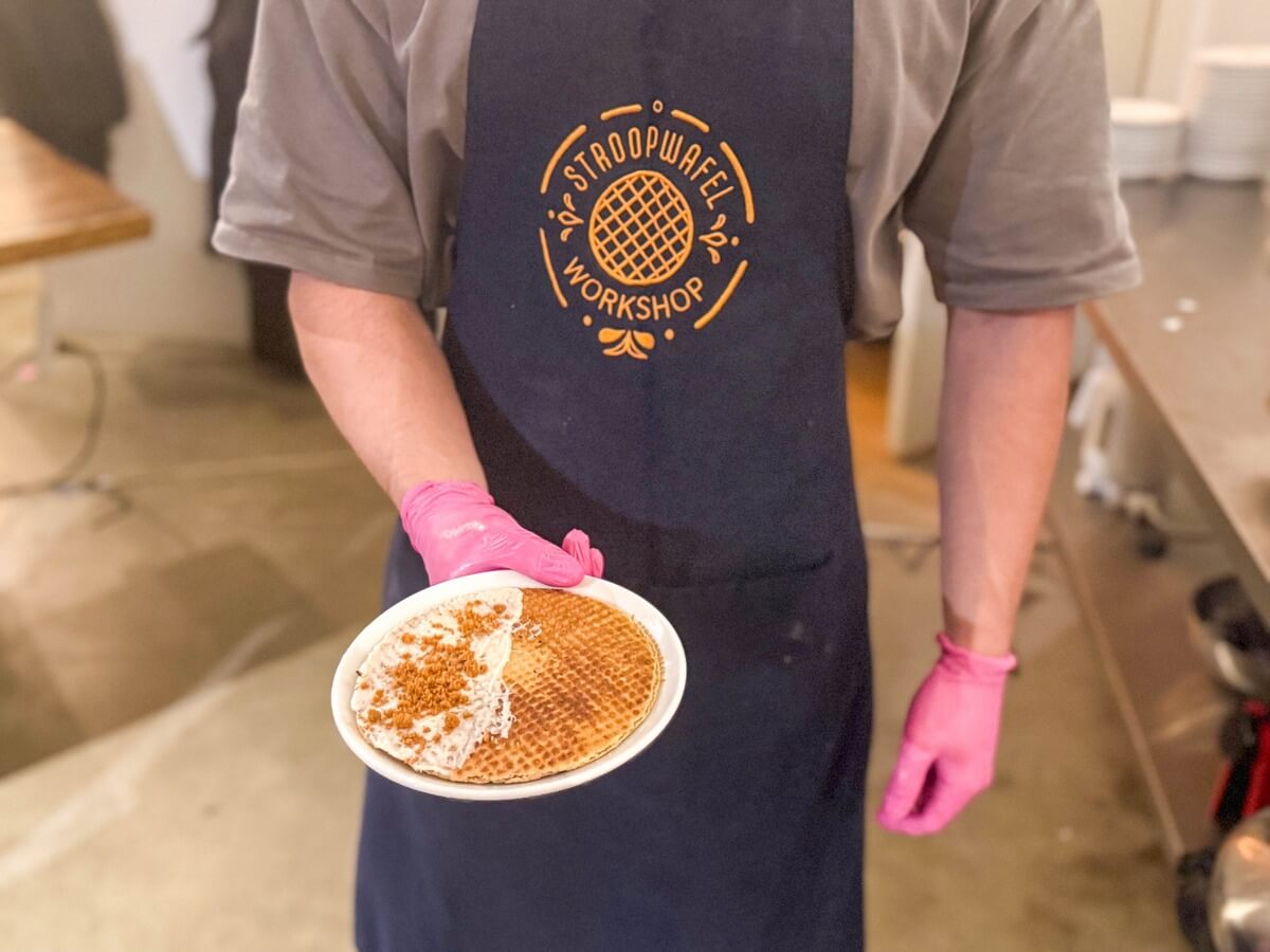 Stroopwafel recién hecho